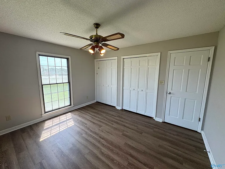120 Roy Dr — Photo 29