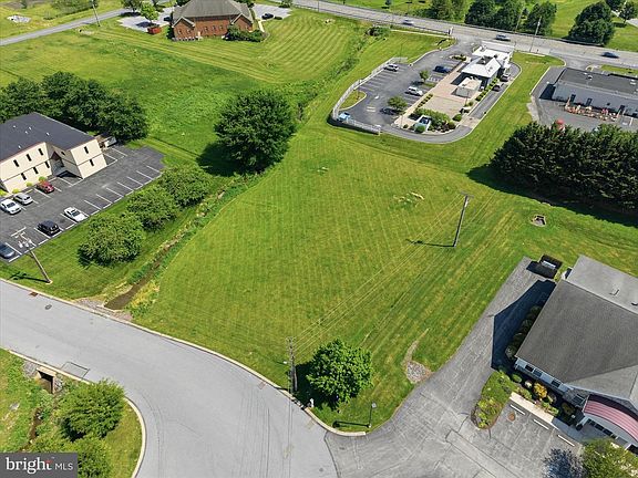 2nd image of 3908 Abel Dr