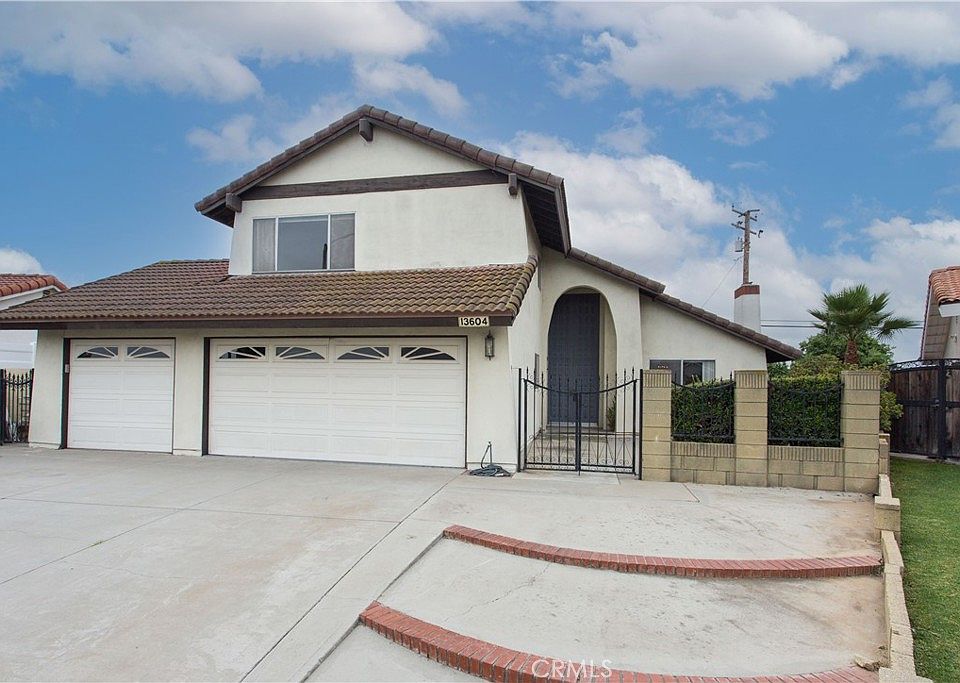1st image of 13604 Yvette Dr