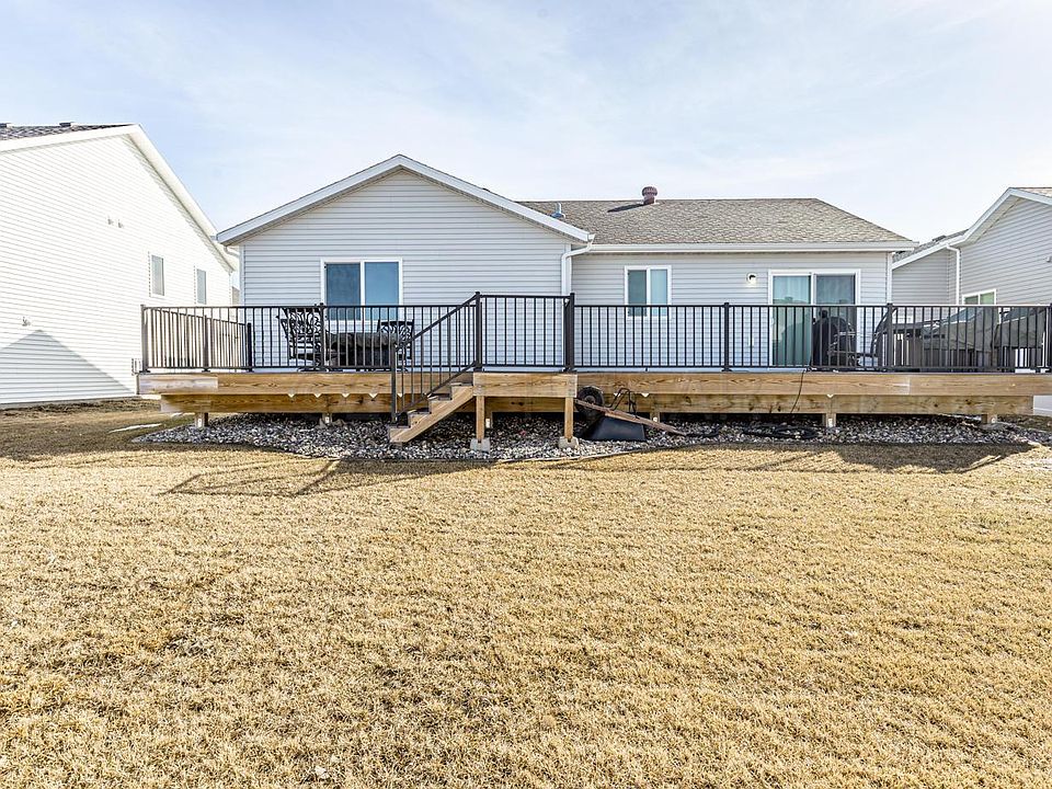 6642 Deer Creek Pkwy S, Fargo, ND 58104 Zillow