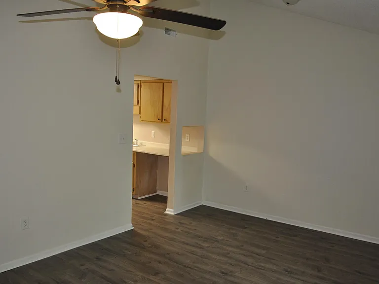 1503 Marina Rd — Photo 6