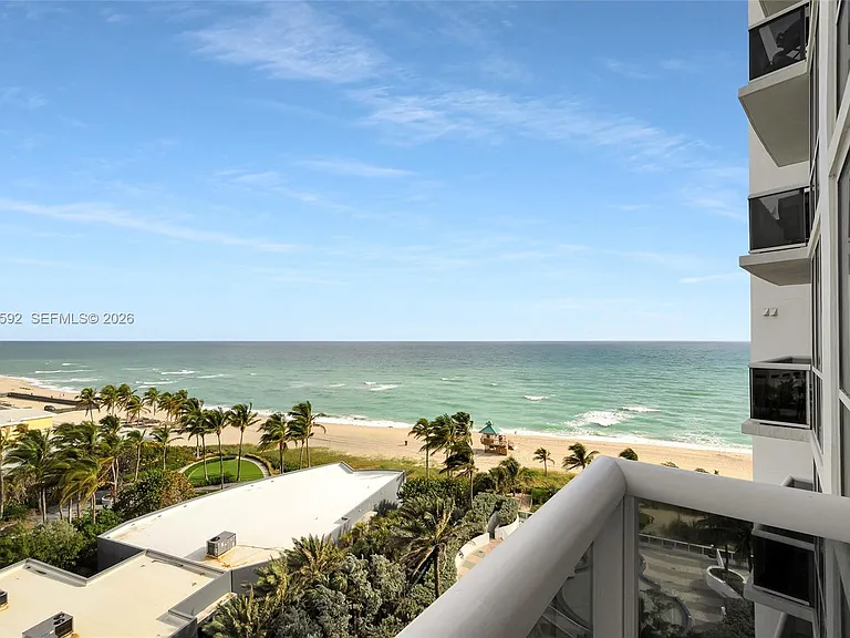 18201 Collins Ave #1002 — Photo 8