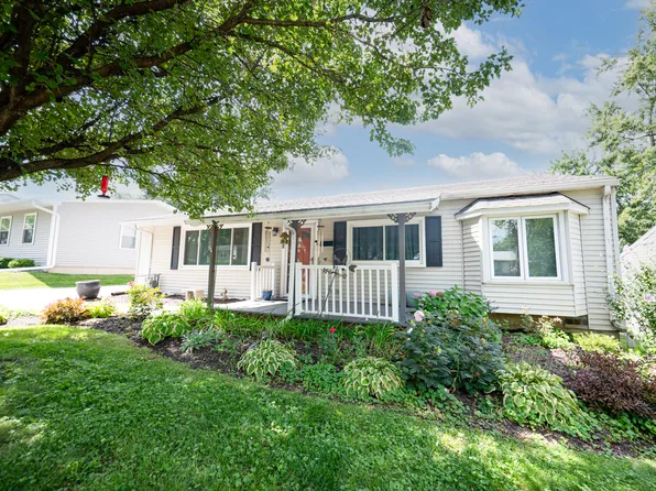 303 Mac Gregor Rd, Lockport, IL 60441