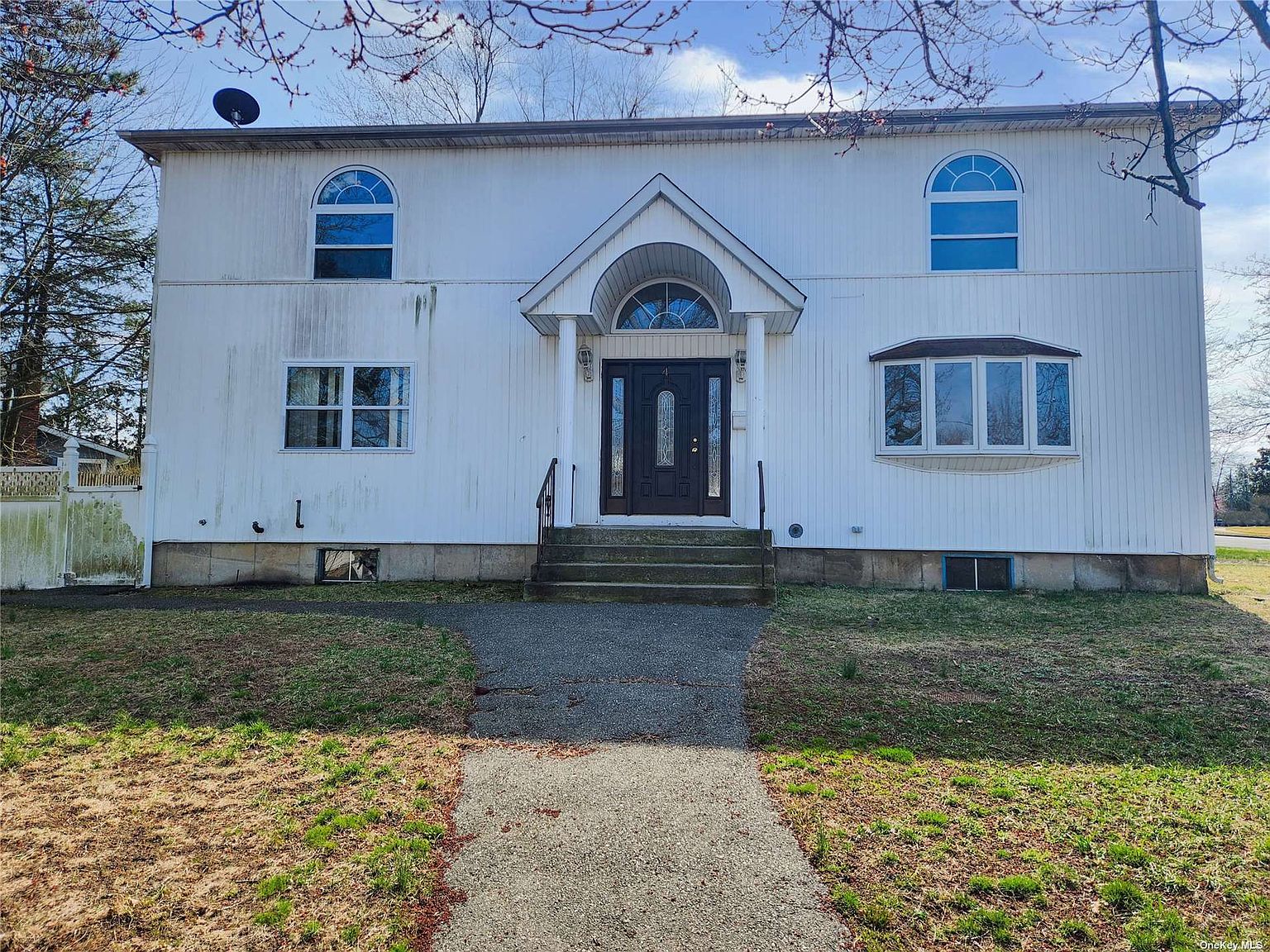 4 Devon Lane, Wheatley Heights, NY 11798 Zillow