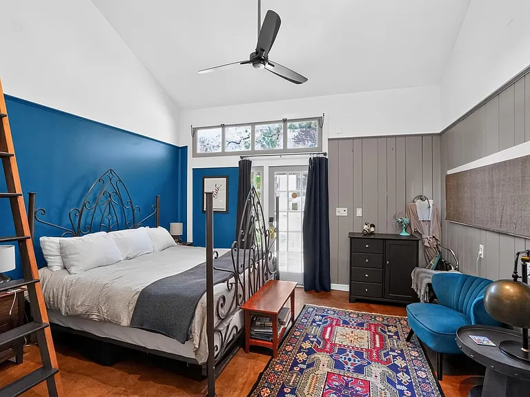 221 Park Ln — Photo 28