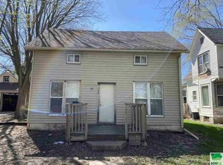 308 Prospect St, Vermillion, SD 57069
