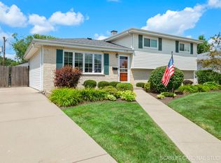 134 S Highview Ave, Addison, IL 60101