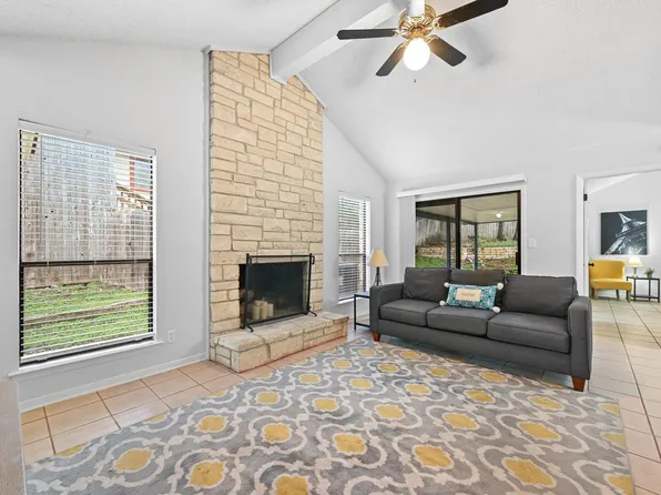 275 Mooring Cir APT A, Austin, TX 78734