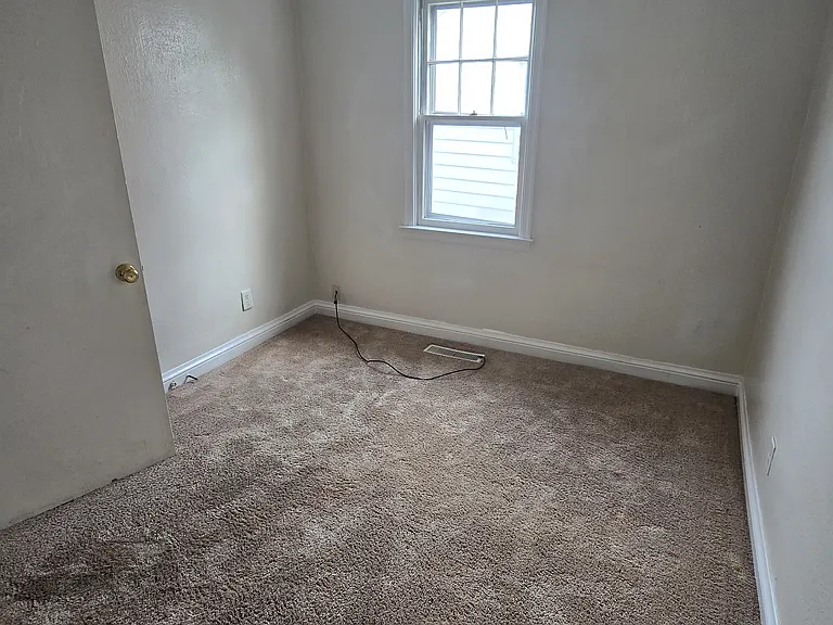 610 Monroe St #B — Photo 8