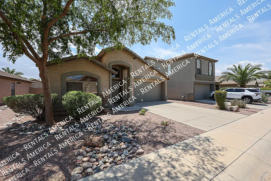 Golf Course Community Gem ? 3 Bed, 2 Bath Home! — Photo 3