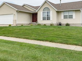 303 Maxwell Ct, Shellsburg, IA 52332