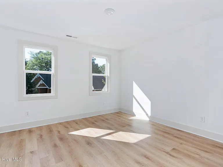 1106 Tree Canopy Way — Photo 30
