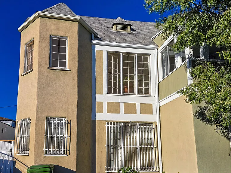 5353 La Cresta Ct — Photo 1