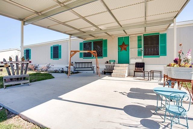 20x20 Metal Covered Porch