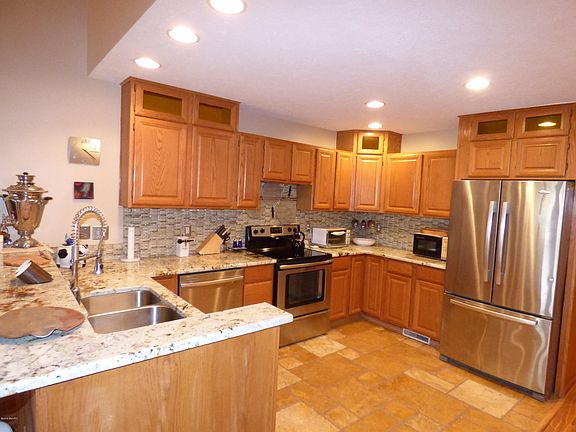 4th image of 427 Harbor Lake Dr
