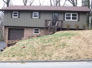 1334 Cloverdale Dr, Hixson, TN 37343