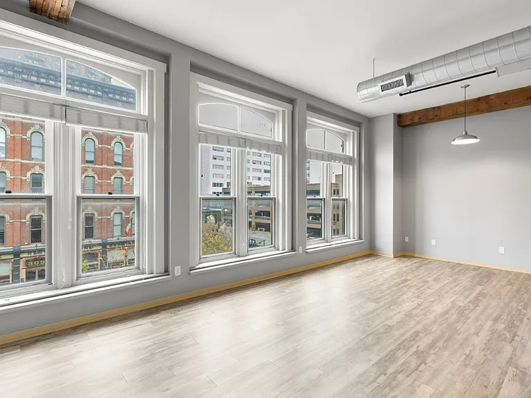 Court Ave Lofts — Photo 60