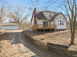 50 N Oakland Dr, Caseyville, IL 62232