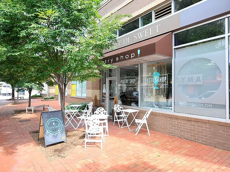 Grab your morning Latte from this wonderful French pastry shop just steps away from your residence. Located in the first floor of the condo-building along Fairmont Avenue.