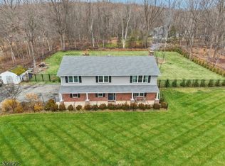 22 Cooper Ln, Chester Twp., NJ 07930