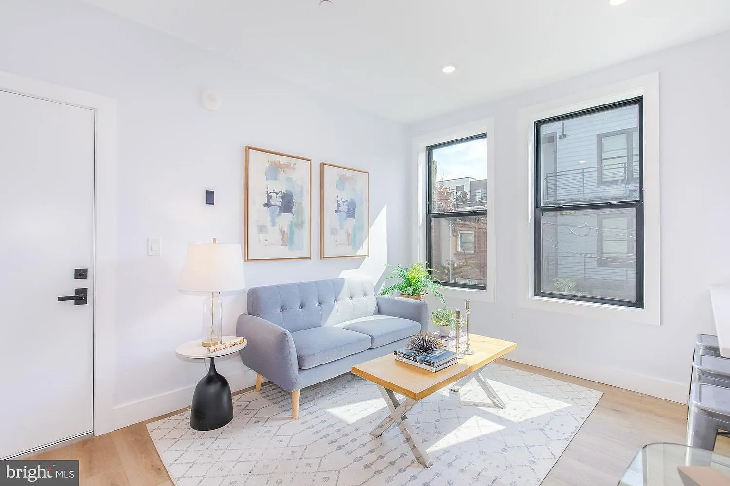 1 bed, 550 sqft, $2,100 — Photo 4