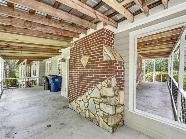 winston-salem-north-carolina-117618897 picture