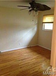 5th image of 7096 Winona Ave