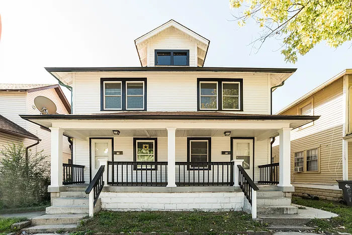 306 N Riley Ave