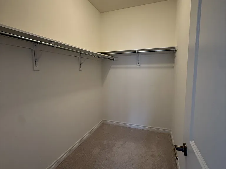 99 Hilts Dr — Photo 16