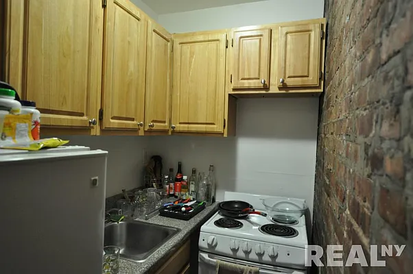 Rented by REAL New York | media 42