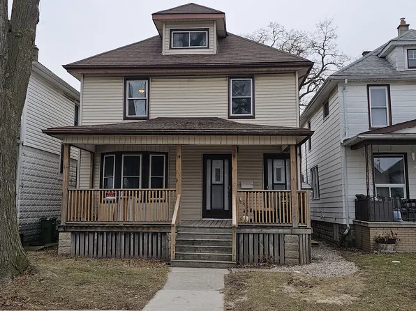 877 Marion Ave #2, Windsor, ON N9A 2H8