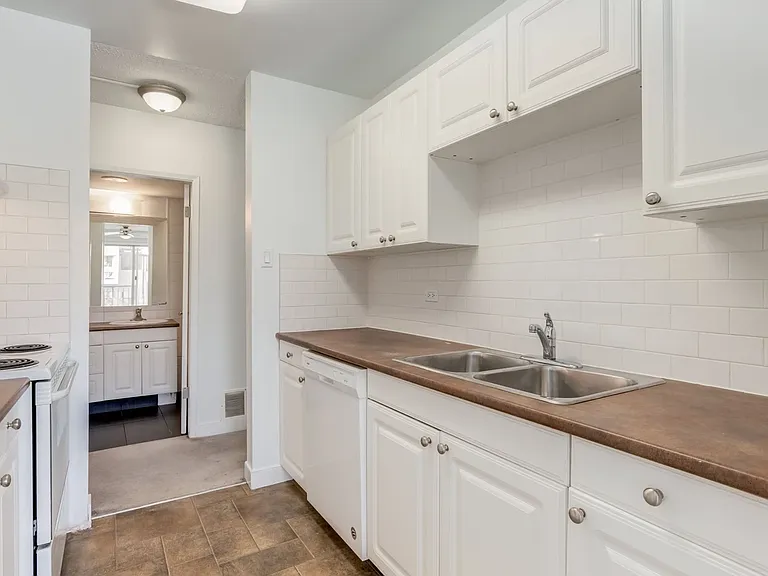 1015 Cameron Ave SW — Photo 19