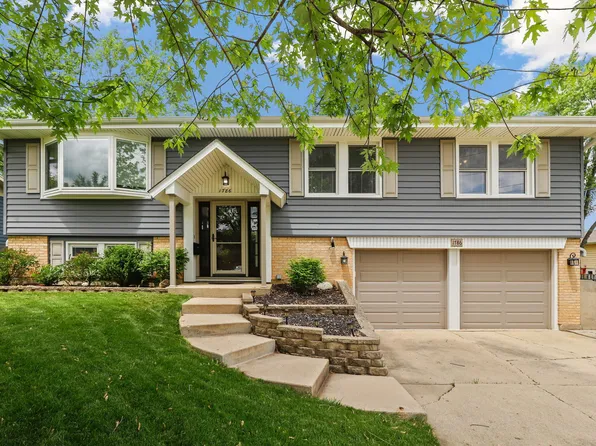 1786 Glen Lake Rd, Hoffman Estates, IL 60169