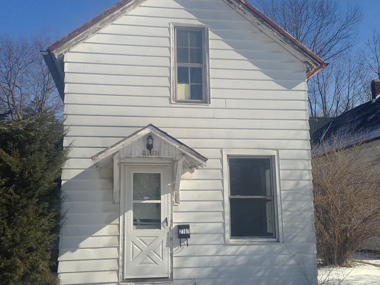 2107 N 19th St — Photo 1