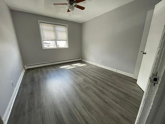 5th image of 24 Hodges Pl Floor 1