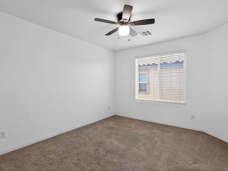 5841 Delaney Falls St — Photo 5