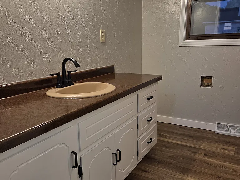 813 Phasianus St #1 — Photo 8