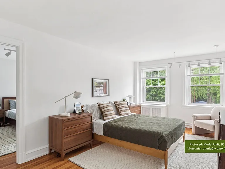Greenwood Terrace — Photo 10