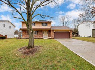 6162 Meadow Wood Ln, Columbus, OH