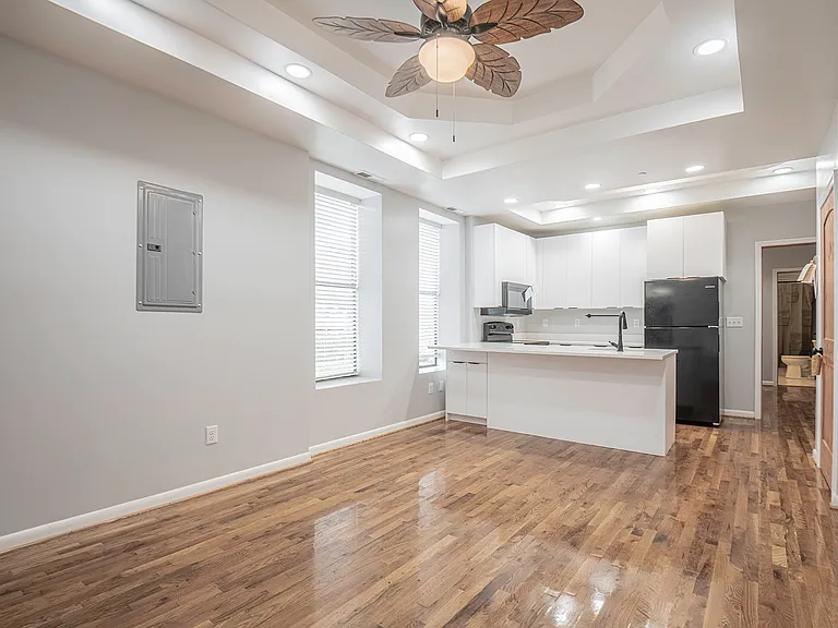 802 Central Ave #3 — Photo 6