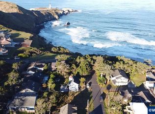 545 NW 56th St, Newport, OR 97365