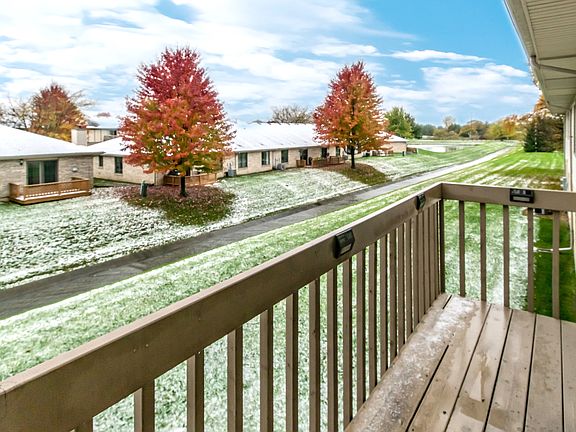 3rd image of 2638 Crescenzo Dr #D