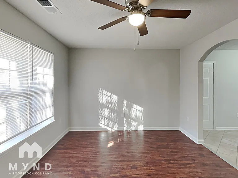 5130 Alford St — Photo 7