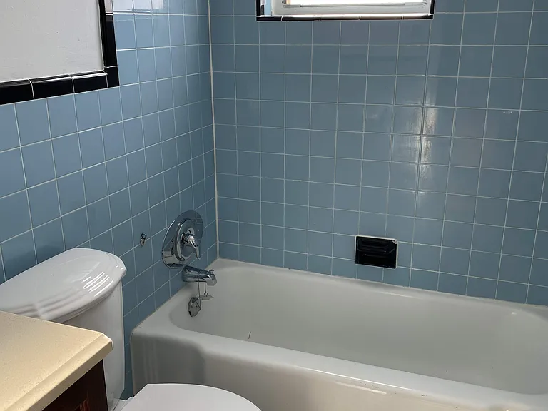 105 Rosemount Ave #16 — Photo 12