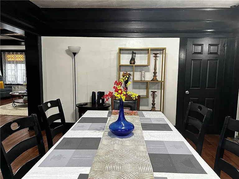 4727 Oakwood Ave — Photo 10