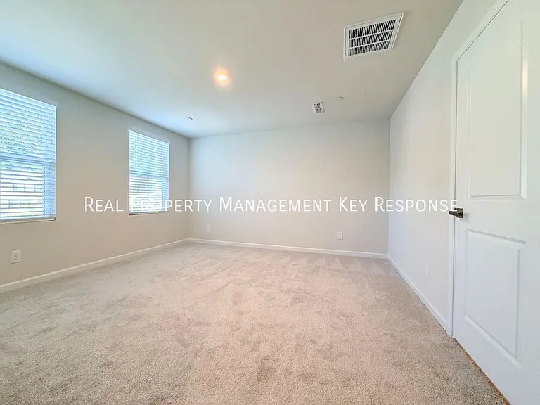 5068 Snow Owl Ct — Photo 7