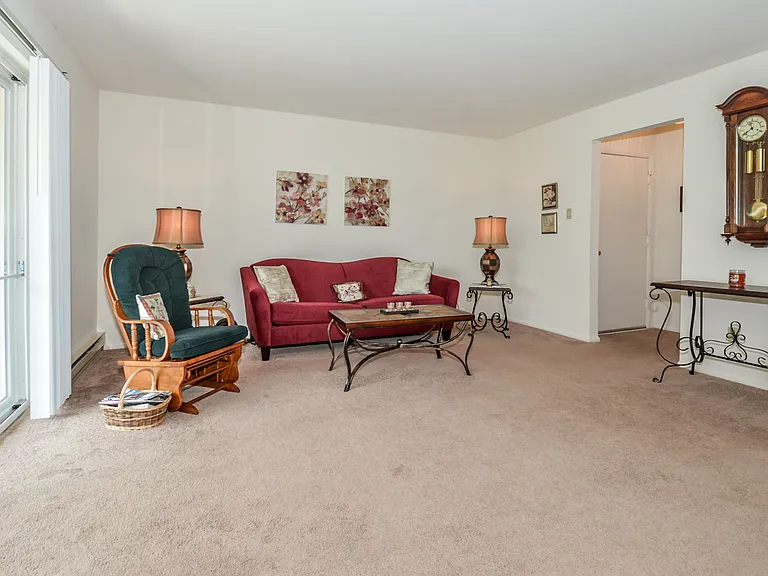 Sanbrook Apartments — Photo 7