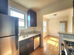 3748 W Irving Park Rd APT 3C, Chicago, IL 60618