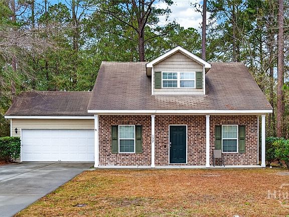 2nd image of 132 Crossing Circle