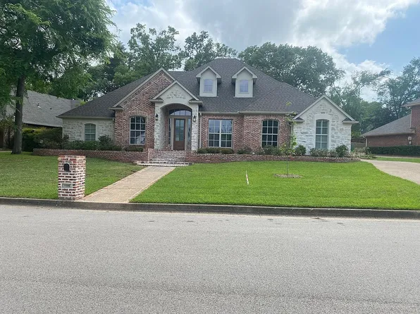 1506 Royal Oak Dr, Tyler, TX 75703